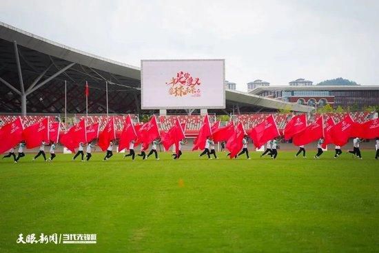 第73分钟，劳里恩特与队友打出配合，突破至大禁区线起脚低射，被迈尼昂没收。